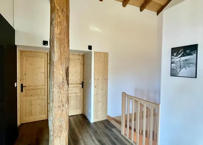 La Maizon Du Bois 木屋 拉普拉涅